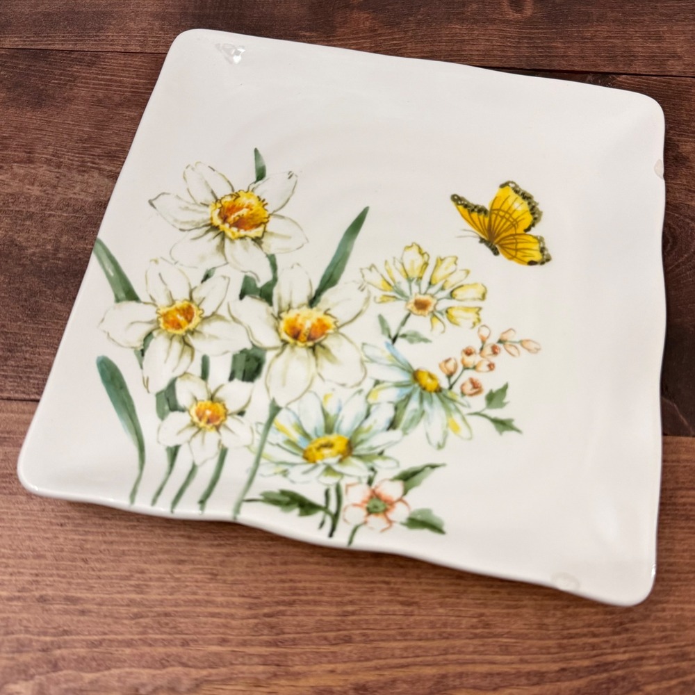 Maxcera Spring Collection Square Floral Plate Butterfly Daffodils Daisy 8.5"